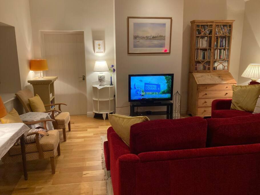 2 Quay Road, Killala. Stunning Sea Front Cottage ภายนอก รูปภาพ