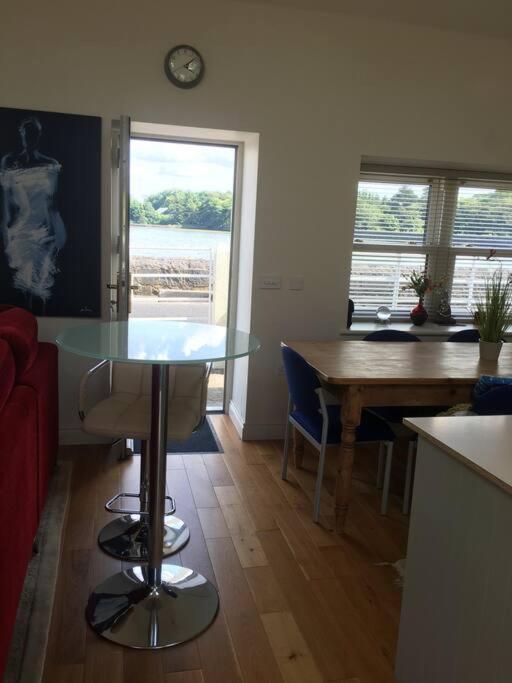 2 Quay Road, Killala. Stunning Sea Front Cottage ภายนอก รูปภาพ