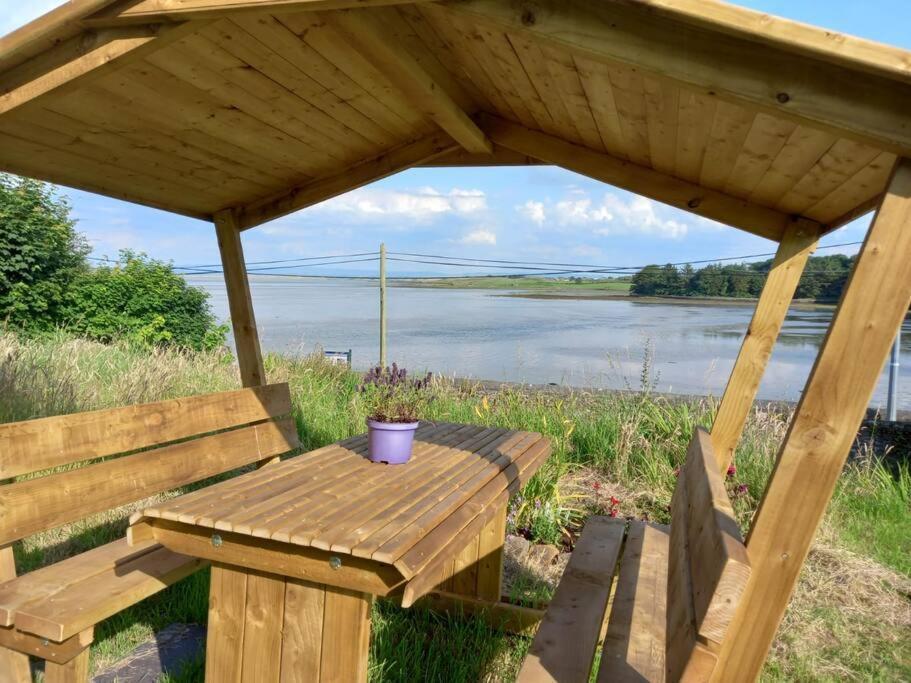 2 Quay Road, Killala. Stunning Sea Front Cottage ภายนอก รูปภาพ