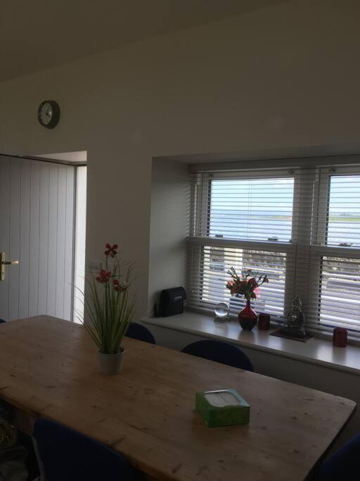 2 Quay Road, Killala. Stunning Sea Front Cottage ภายนอก รูปภาพ